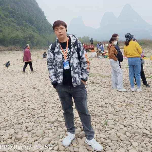 35岁岁浙江单身帅哥 - 潍坊吉缘网