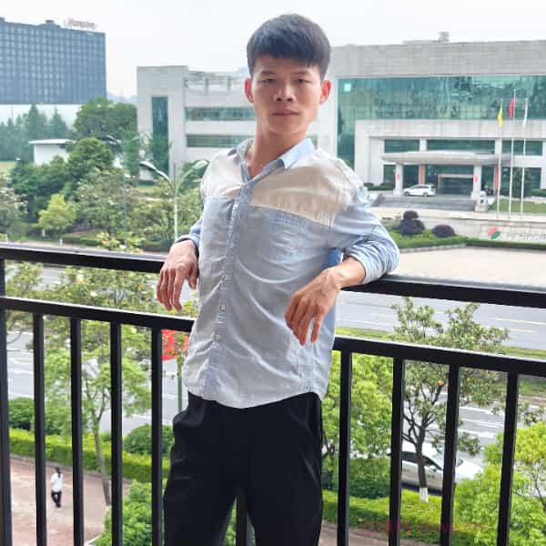 29岁岁湖南单身帅哥 - 潍坊吉缘网