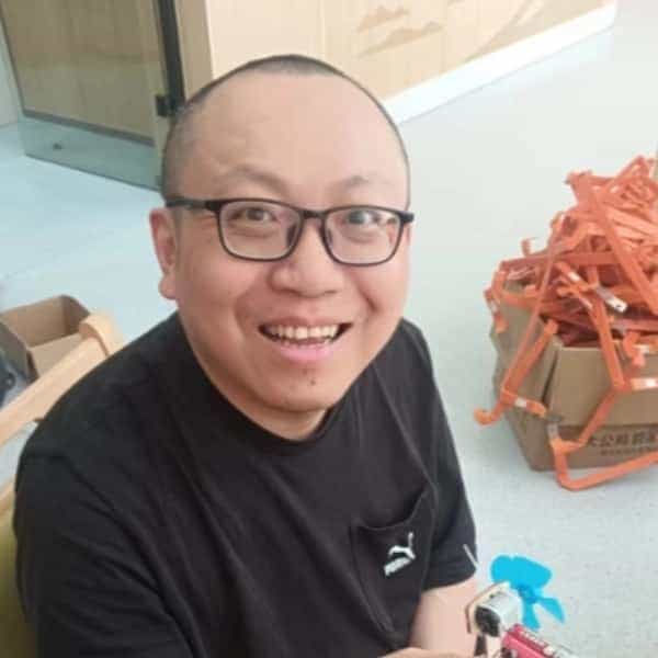 43岁岁江苏单身帅哥 - 潍坊吉缘网