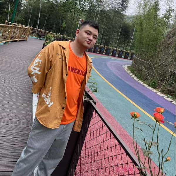 28岁岁湖南单身帅哥 - 潍坊吉缘网